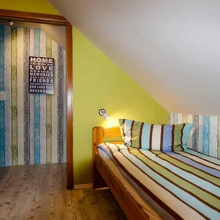 アパート Esenshamm ノルデンハム